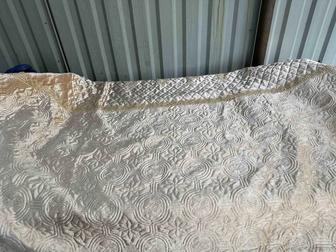 Продам покрывало на кровать