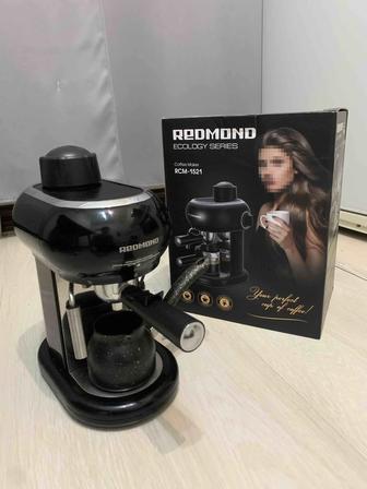 Кофеварка Redmond RCM-1521