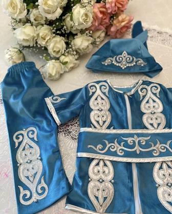 Продам национальный детский костюм