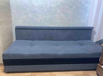 Срочно продам диван