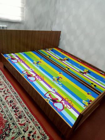 Кровать двуспальная