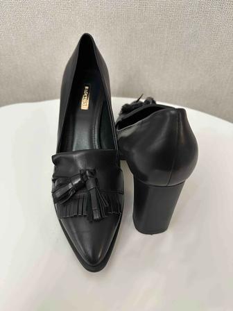 Продам новые туфли от Basconi