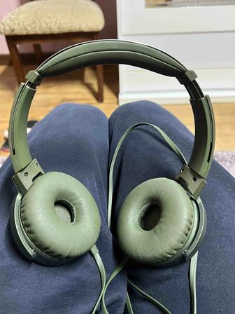 Наушники Sony MDR-XB550