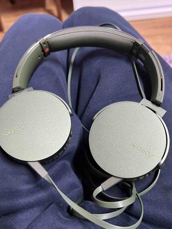 Зеленые Наушники Sony MDR-XB550