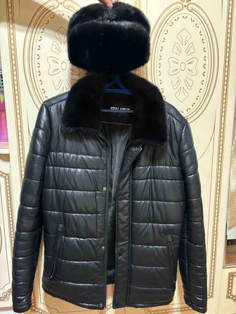 Продам кожаная куртка и норковый шапка