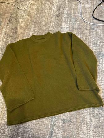 Теплый свитер