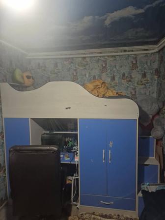 Продам детскую стенку кровать