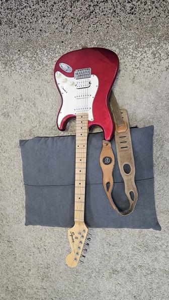 Электрогитара Fender Squier Bullet Strat