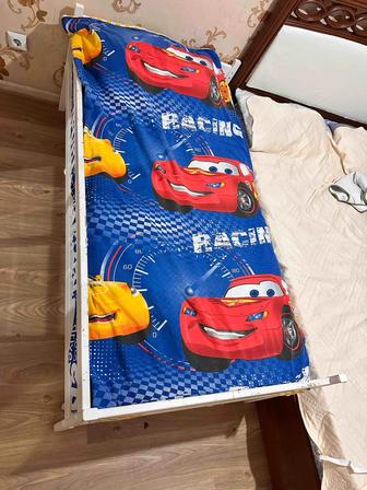 Отдам даром детский кровать