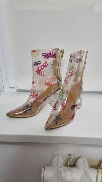 Ботильоны, обувь, сапожки интересные, стильные летние 38-39р