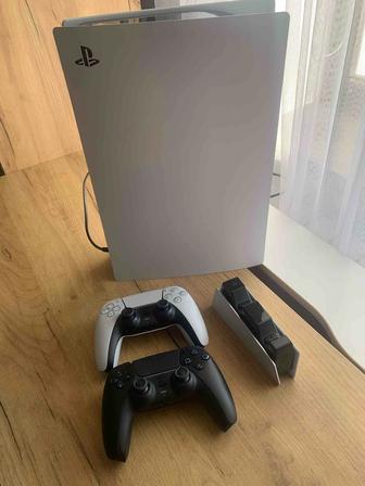 Продам Sony PlayStation 5
