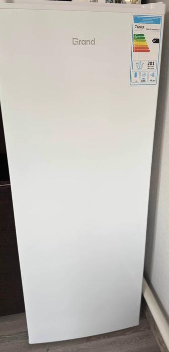 Продам морозильник