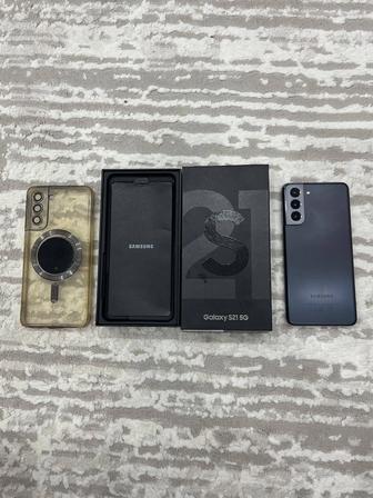 Продам Телефон Самсунг с 21.