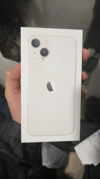 Продается оригинальный iPhone 13 версия 128гб