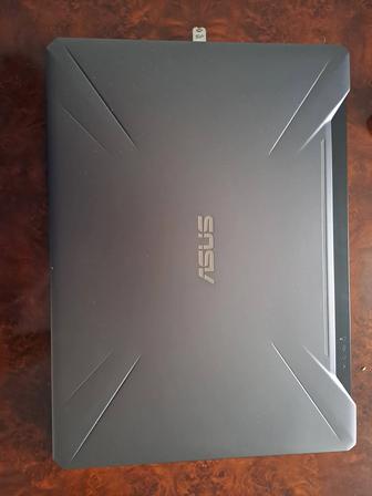 Игровой ноутбук ASUS