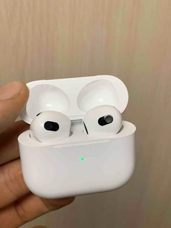 AirPods 3