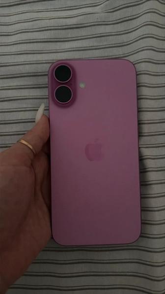 Продам айфон 16 plus