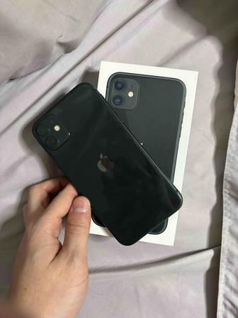 Продам Айфон 11 на 64 гб в хорошем состоянии