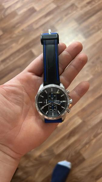 Продам часы