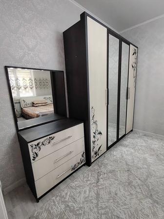 Продам спальный гарнитур