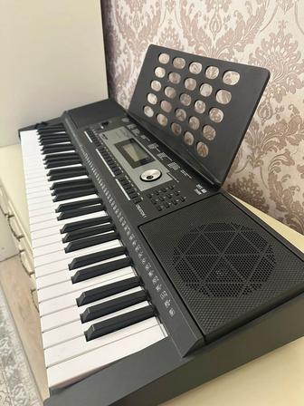 Синтезатор