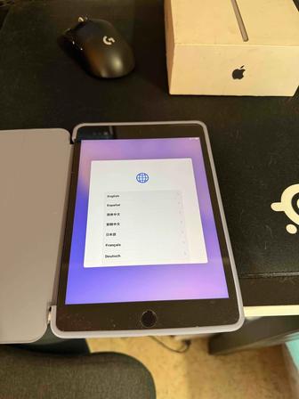 iPad mini 5 WiFi space gray полный комплект