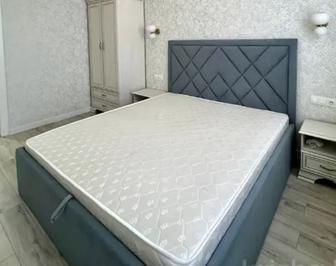 Кровать двуспальная