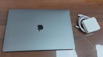 Macbook pro 2018 i9 32gb 1tb