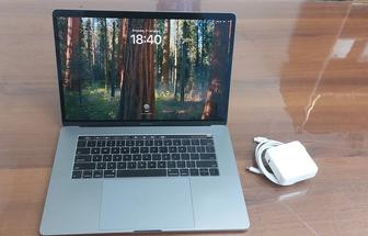Macbook pro 2018 i9 32gb 1tb