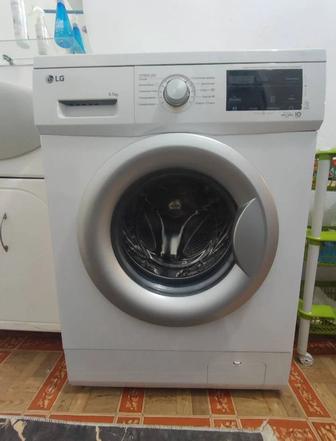 Продам стиральную машину LG 6.5кг