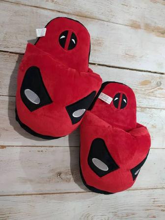 Продам тапочки Дэдпул новые Deadpool