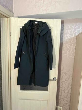 Продам плащь женский