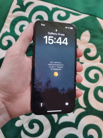 Продам IPhone 13