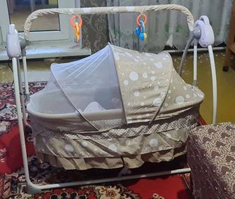 Продам детский мобиль качалку