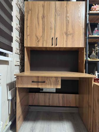 Компьютерный,письменный стол