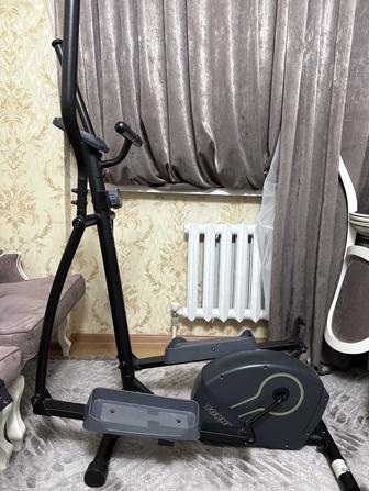 Эллиптический тренажер Torneo