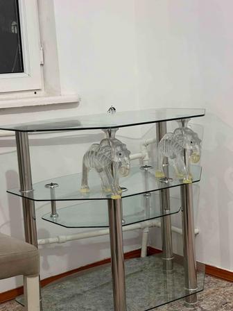 Журнальный столик, стеклянный