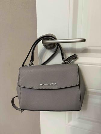 Оригинал Майкл Корс