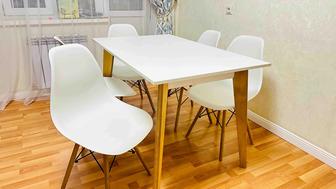 Стол со стульями