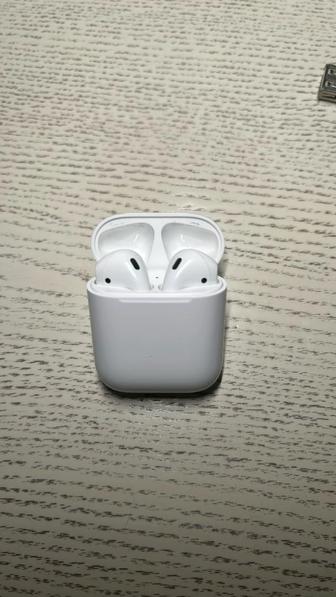 Продам наушники AirPods 2