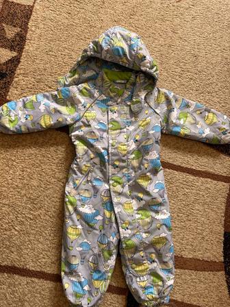 Детские зимние комбинезоны. Возраст 3-4 года .