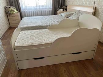 Продам детскую кроватку Облачко