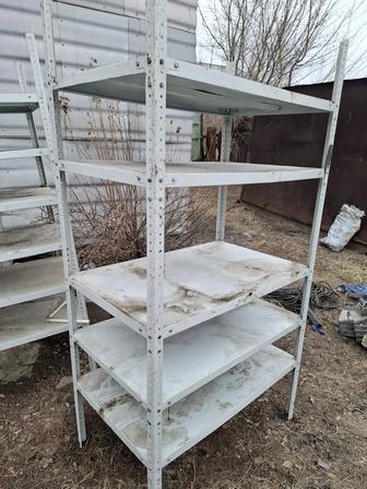 Продам металлические стеллажи 5 шт.