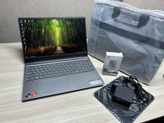 Lenovo в новом состояний ноутбук в полном комплекте