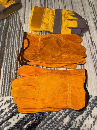 Рабочие перчатки