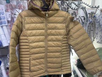 Продам Куртку Tommy Hilfiger