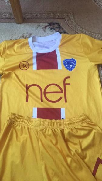 Продам футбольный комплект