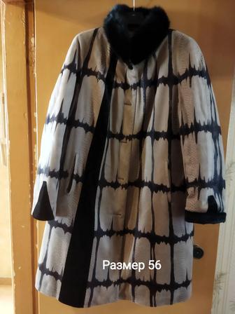 Продам пальто женское