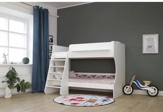 Двухъярусная кровать