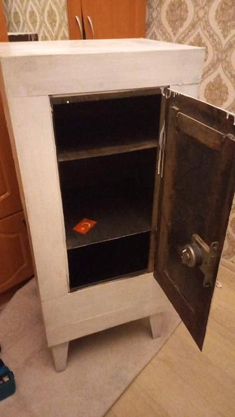 Продаю сейф